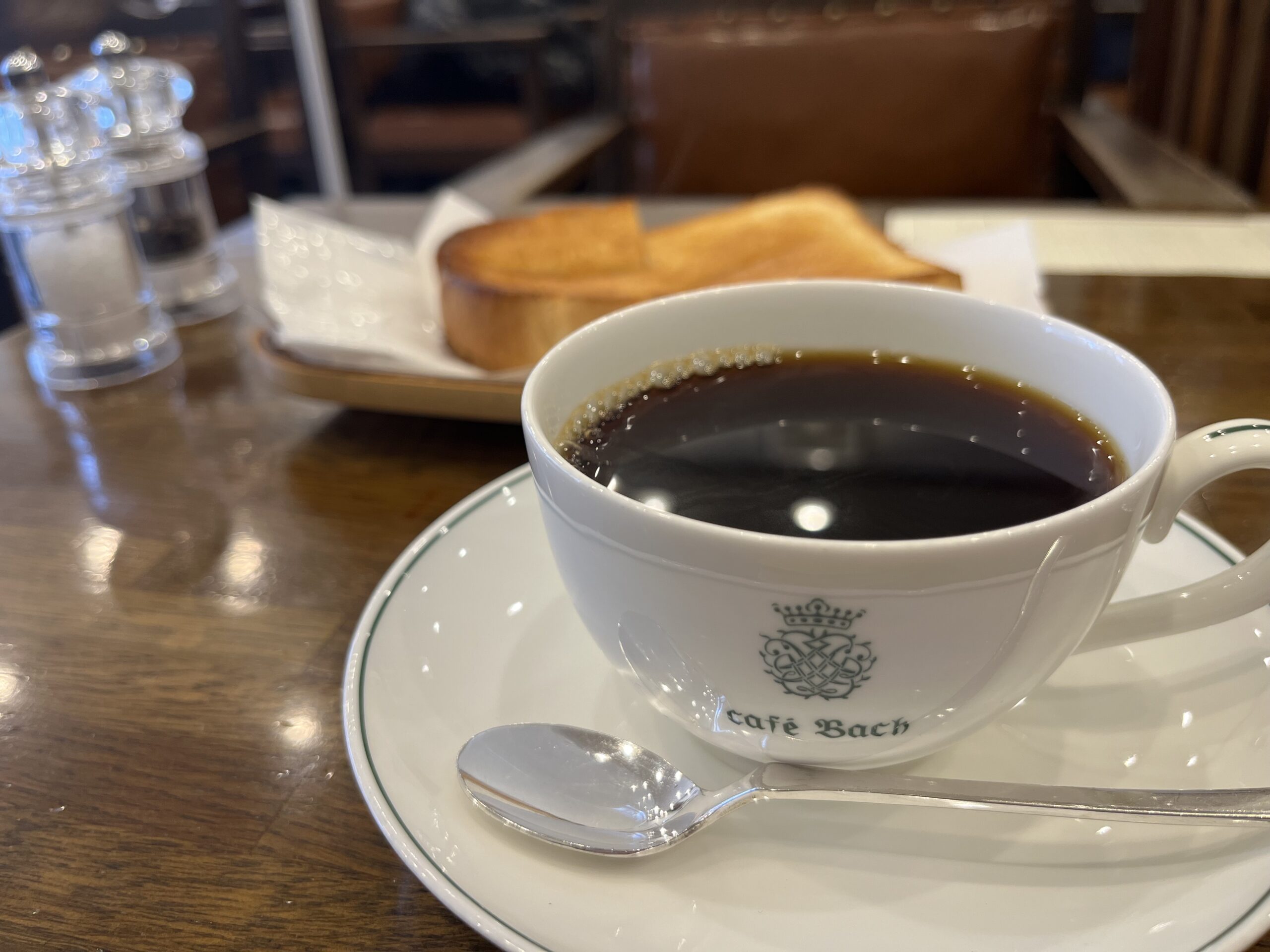 カフェバッハで本格コーヒーを